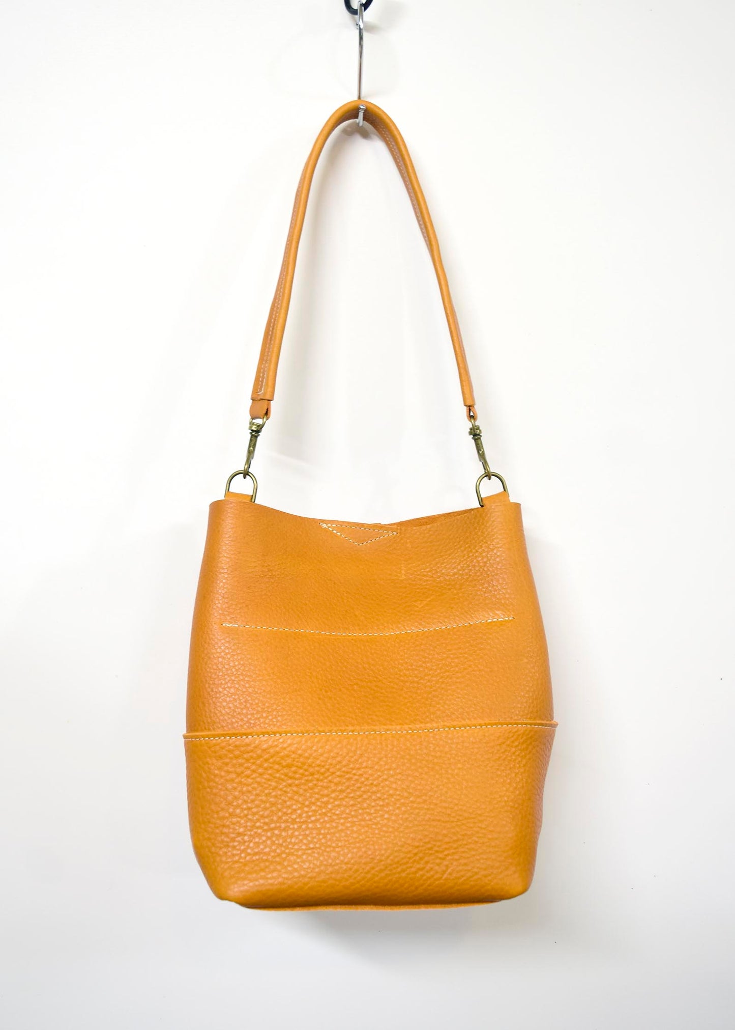 Catalita Small Leather Shoulder Bag