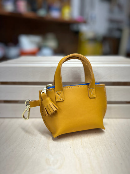 Itsy Bitsy Teeny Tote Coin Pouch