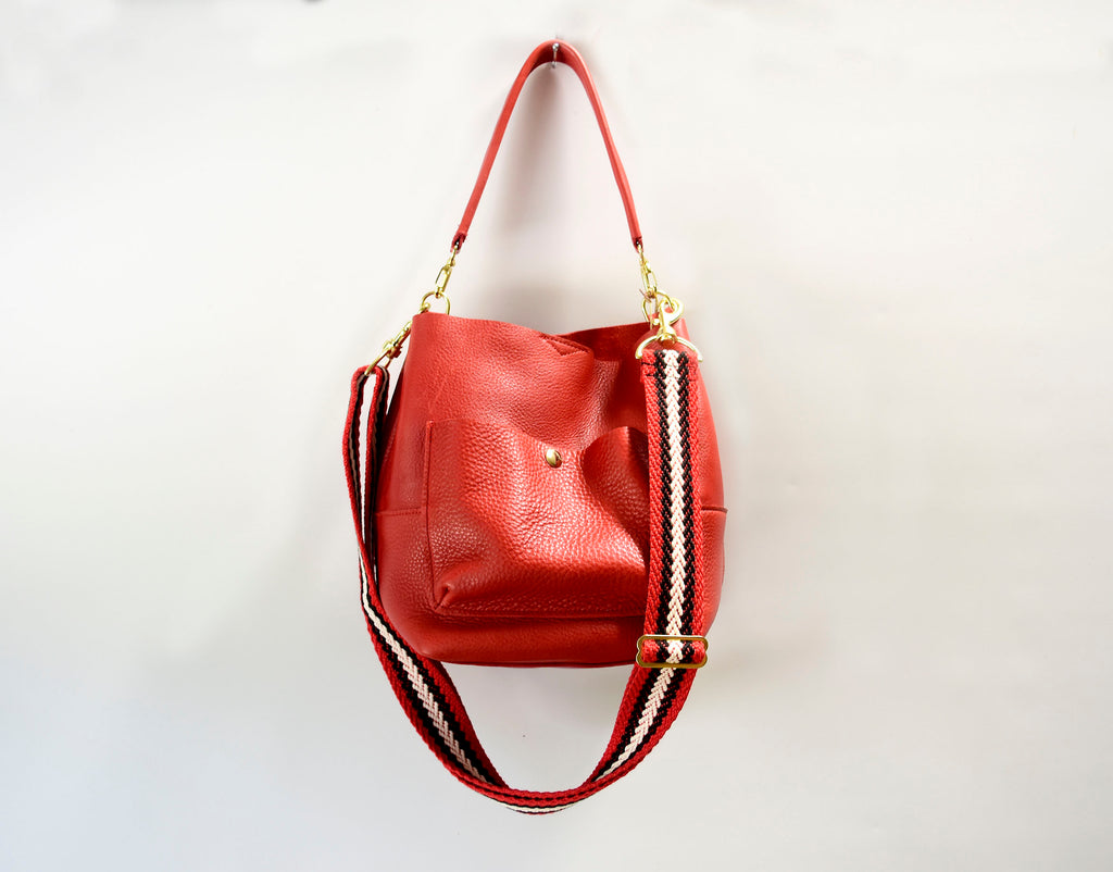 Catalitto Small Leather Shoulder Bag