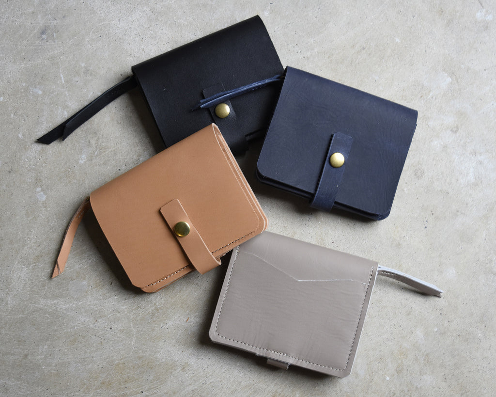 Mini Accoridian Wallet - Women's leather wallet