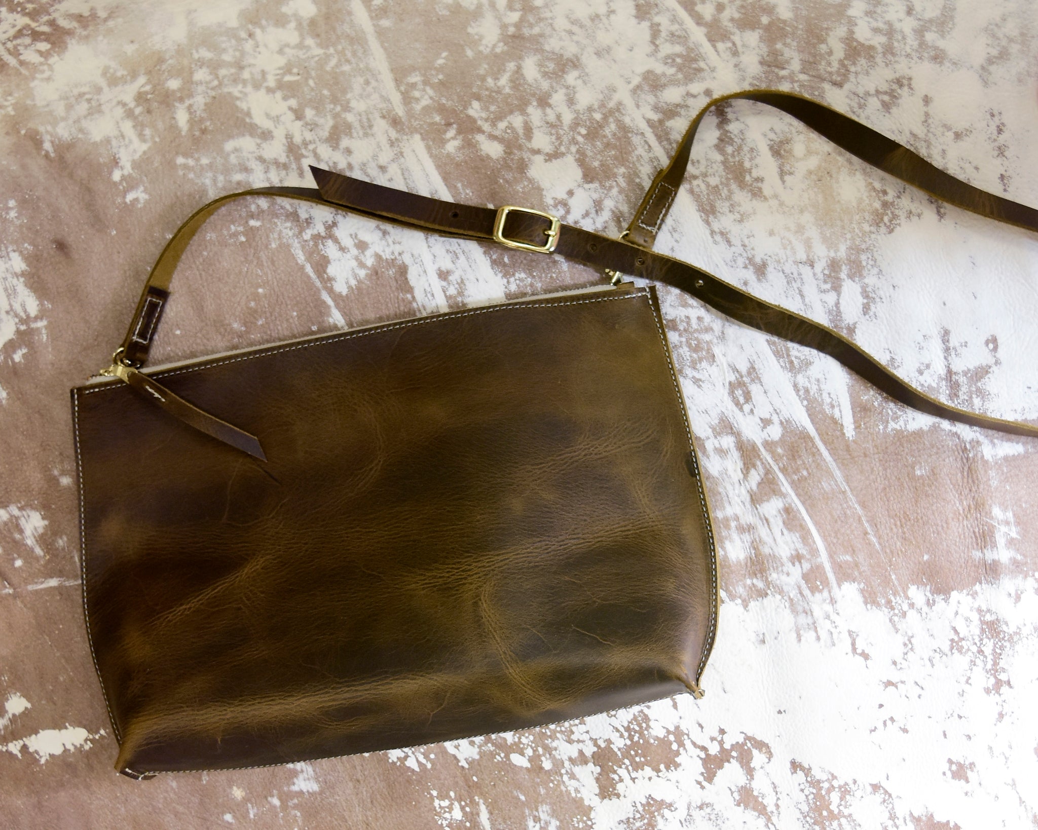 LEDERBUCK Shirley Large Soft Real Leather Womens Crossbody Handbags and  Purses-Triple Zip Sling Crossover Shoulder Bag