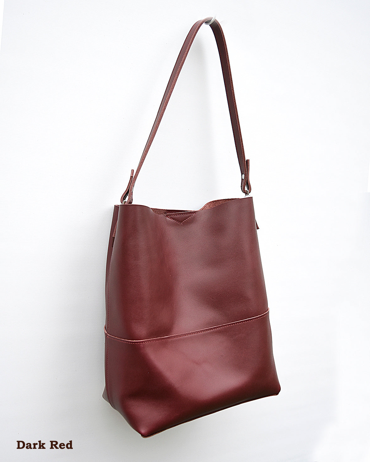 Amazon.com: Dooney & Bourke Pebble Grain Leather Hobo Handbag Red :  Clothing, Shoes & Jewelry