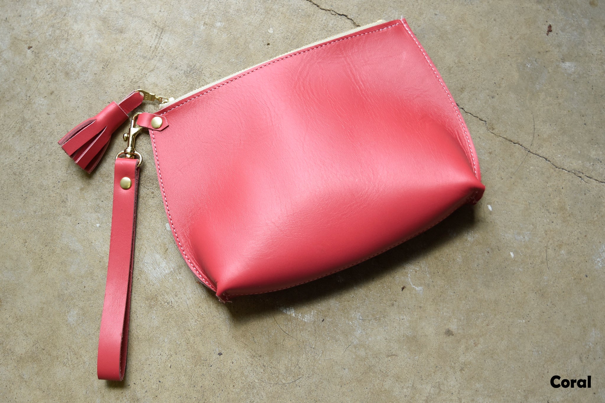Leather Crossbody bag. Leather clutch bag with removable strap. Versatile  everyday day. Pals Collection. — Vermut Atelier