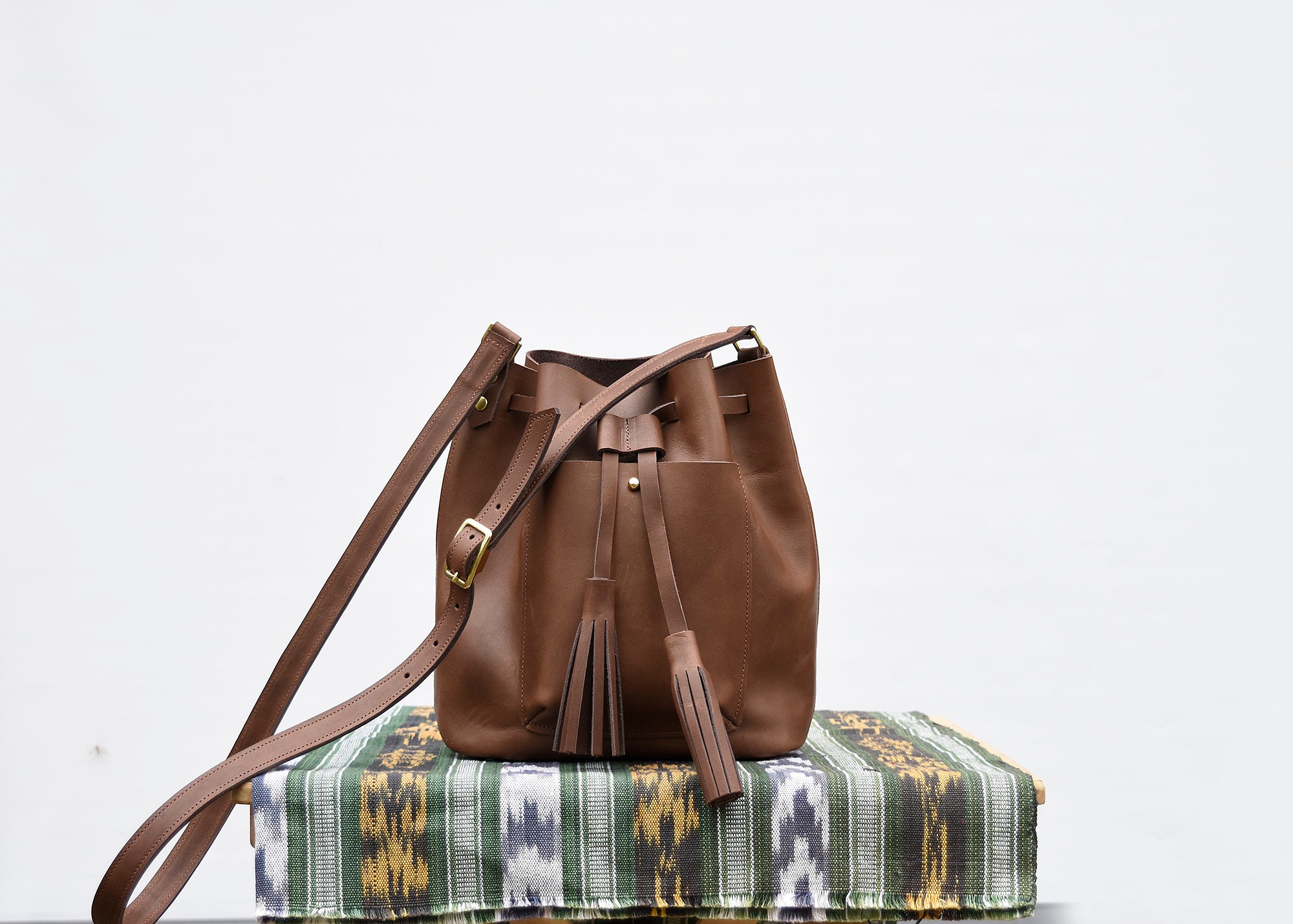 Brompton Bucket Bag Brown Pebble - Women's Leather Bags